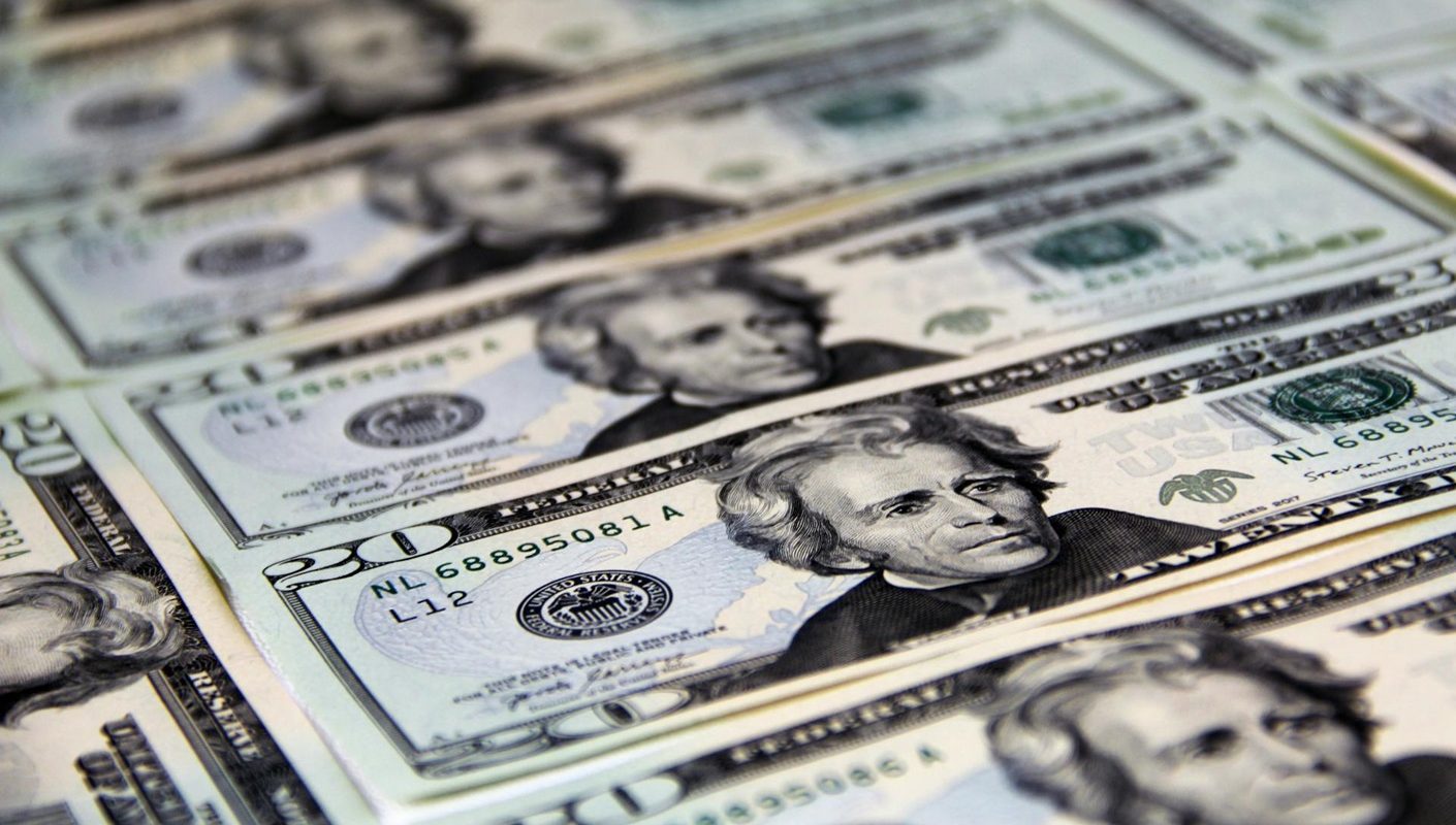is investing in gold the right move for $1 million portfolios in 2025