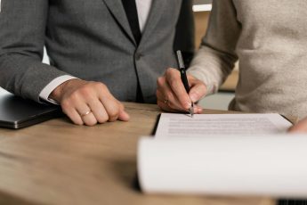 how to choose the best custodian for your gold ira