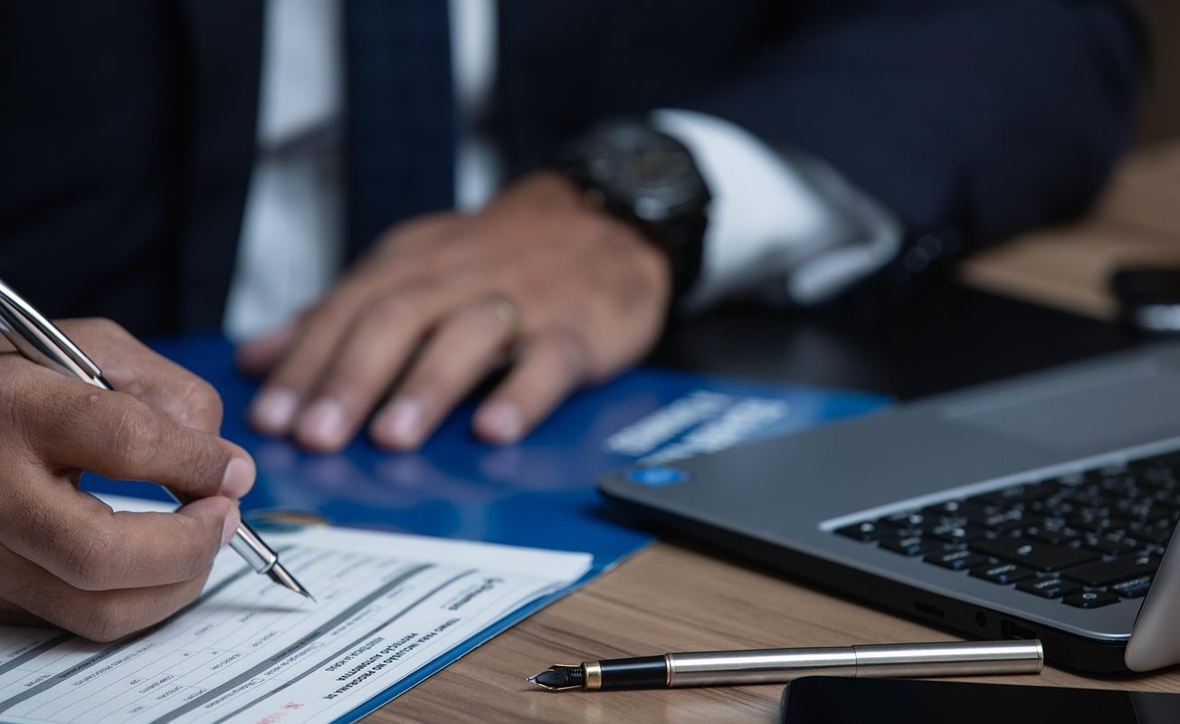 how to choose the right custodian for a 403(b) gold ira rollover